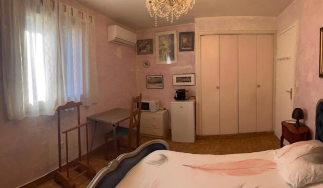 Le Cannet, Chambre à l'étage d'une maison avec piscine Exterior foto