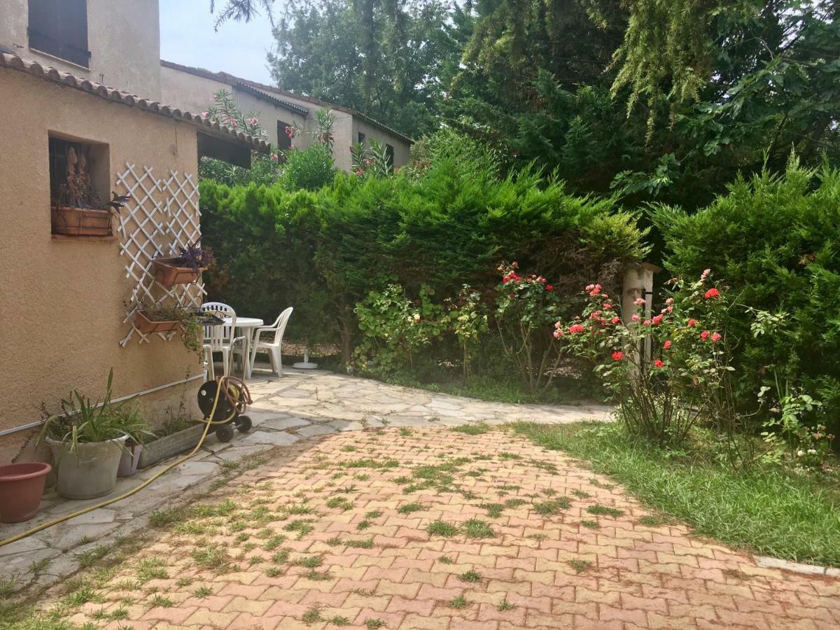 Le Cannet, Chambre à l'étage d'une maison avec piscine Exterior foto